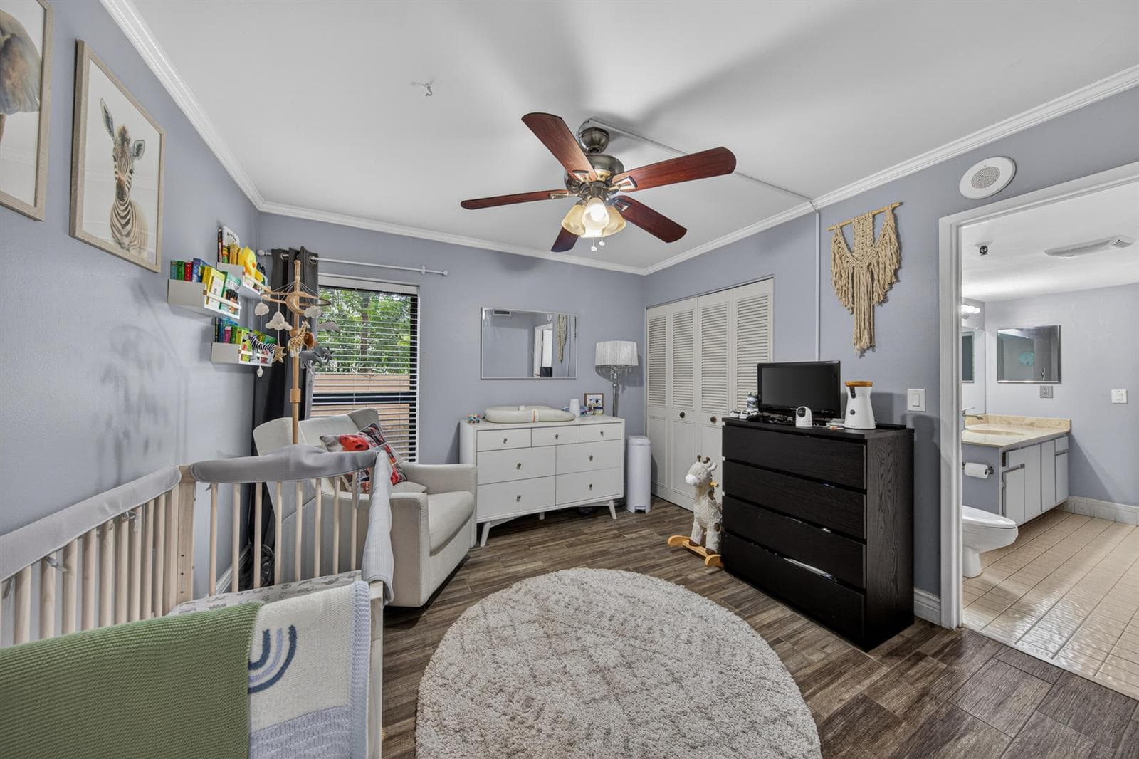 2200 S Cypress Bend Drive 101 photo 25