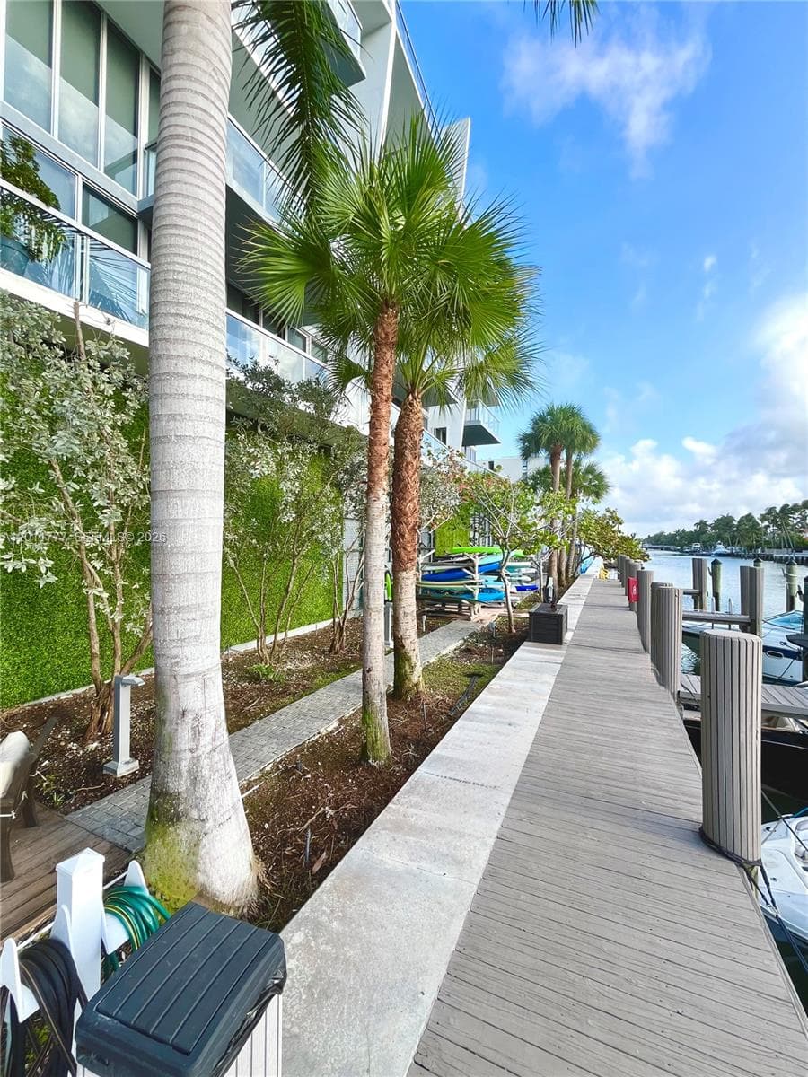 9940 Bay Harbor Dr 5F-N photo 25