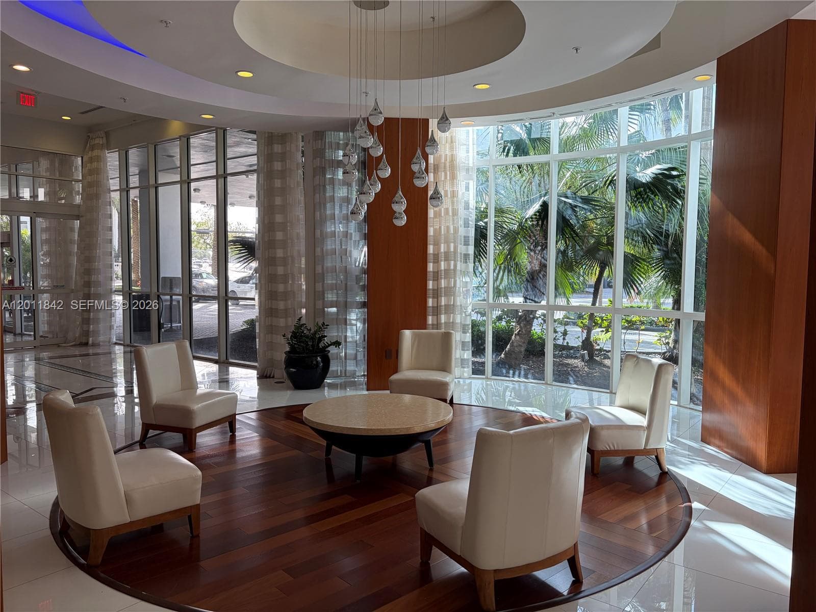 6301 Collins Ave 2203 photo 3