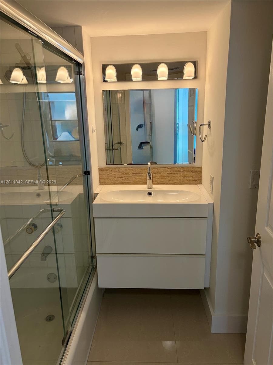 6301 Collins Ave 2203 photo 14