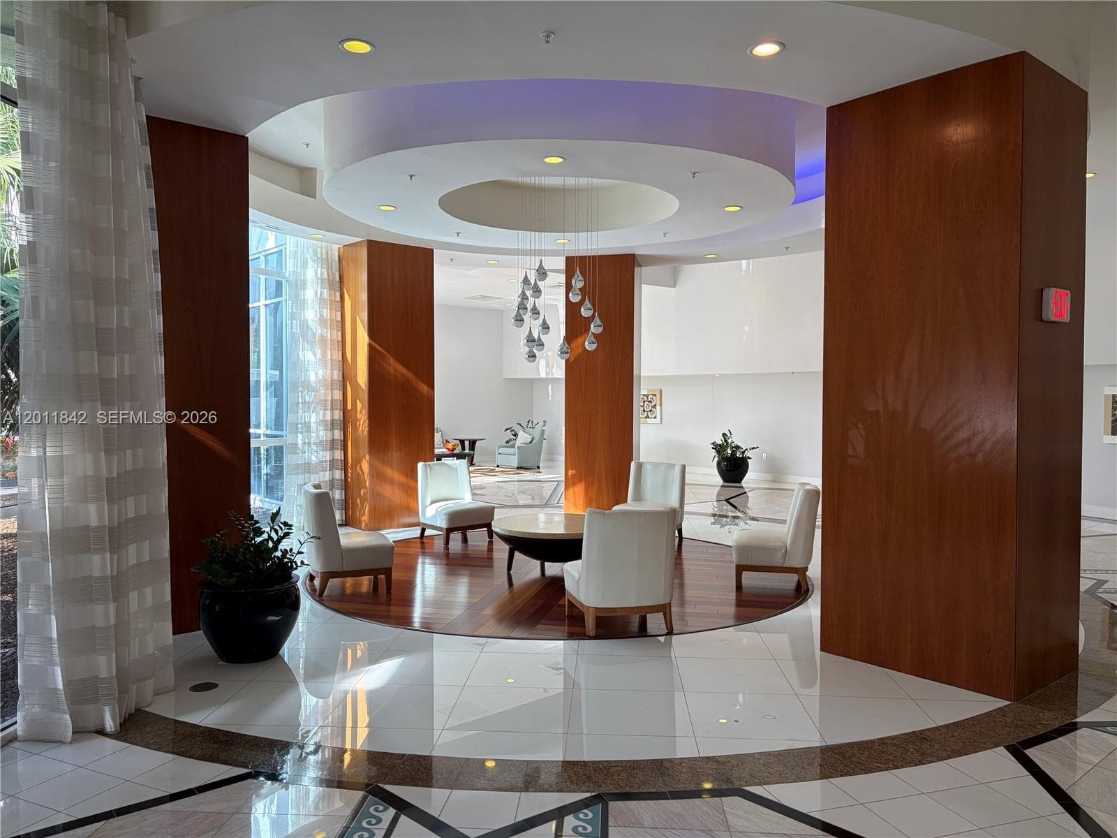 6301 Collins Ave 2203 photo 4