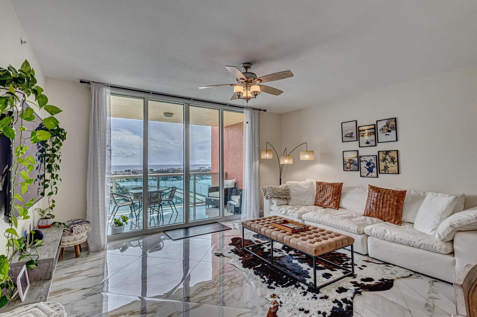 2640 Lake Shore Drive 2014 photo 22