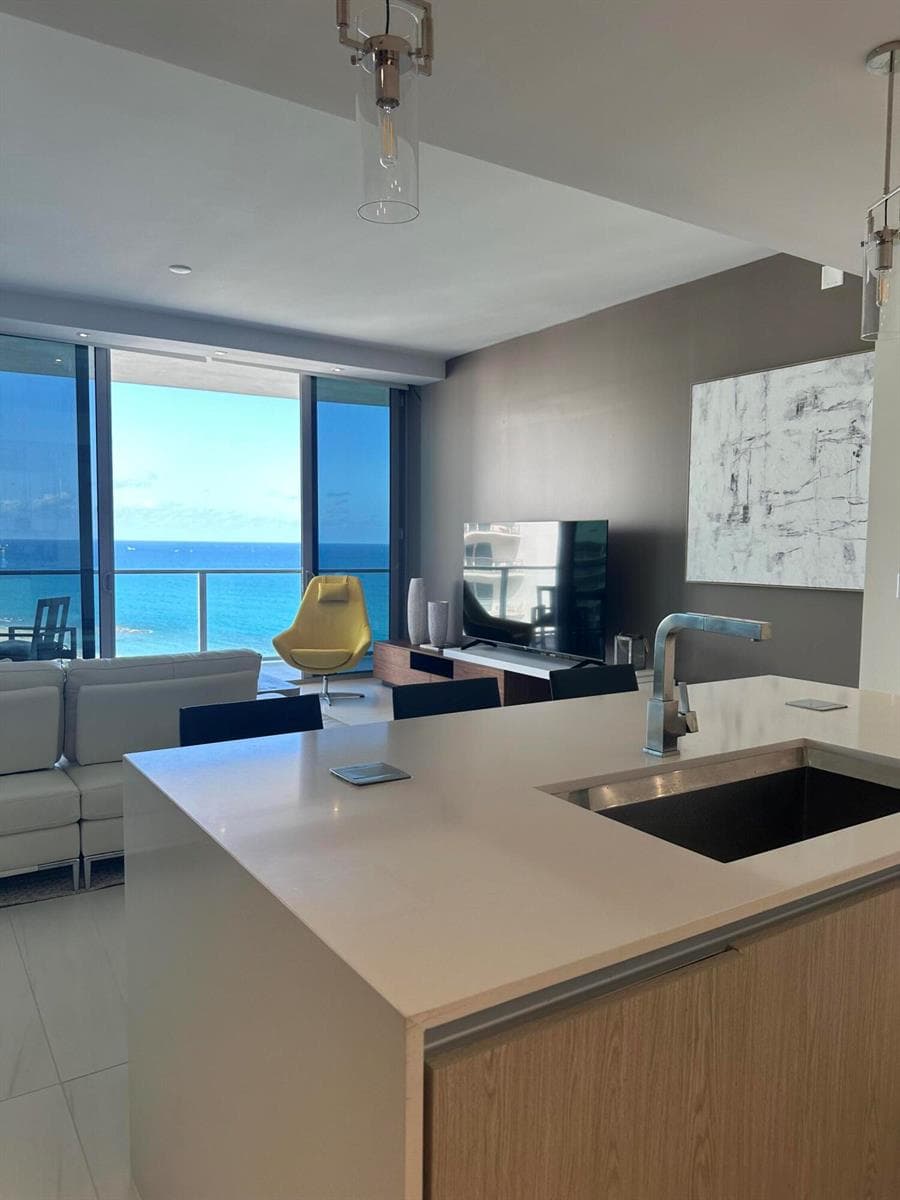 3100 N Ocean Drive # H-1701 photo 12