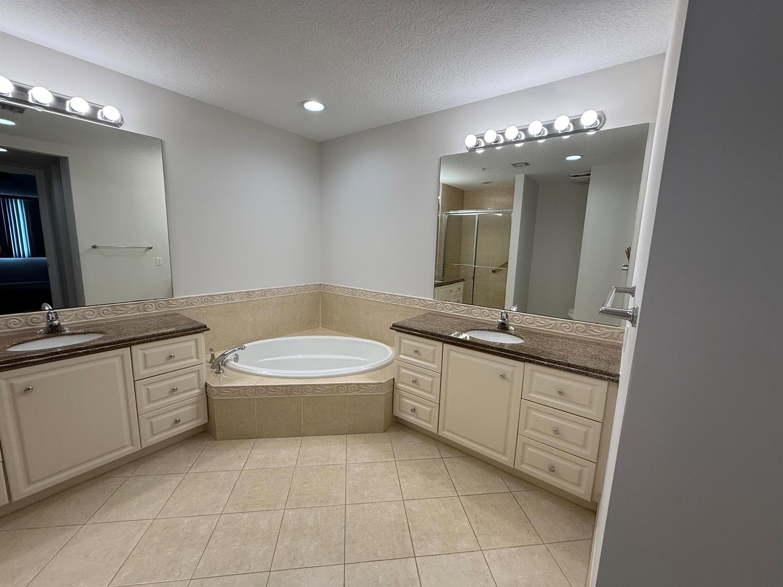 20 Harbour Isle Drive W Ph01 photo 10