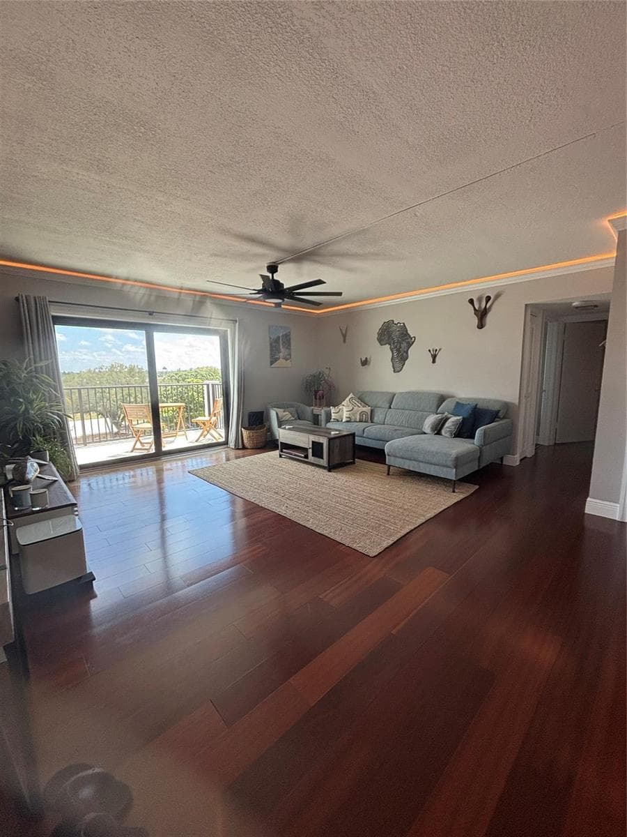 900 River Reach Drive 521 photo 11