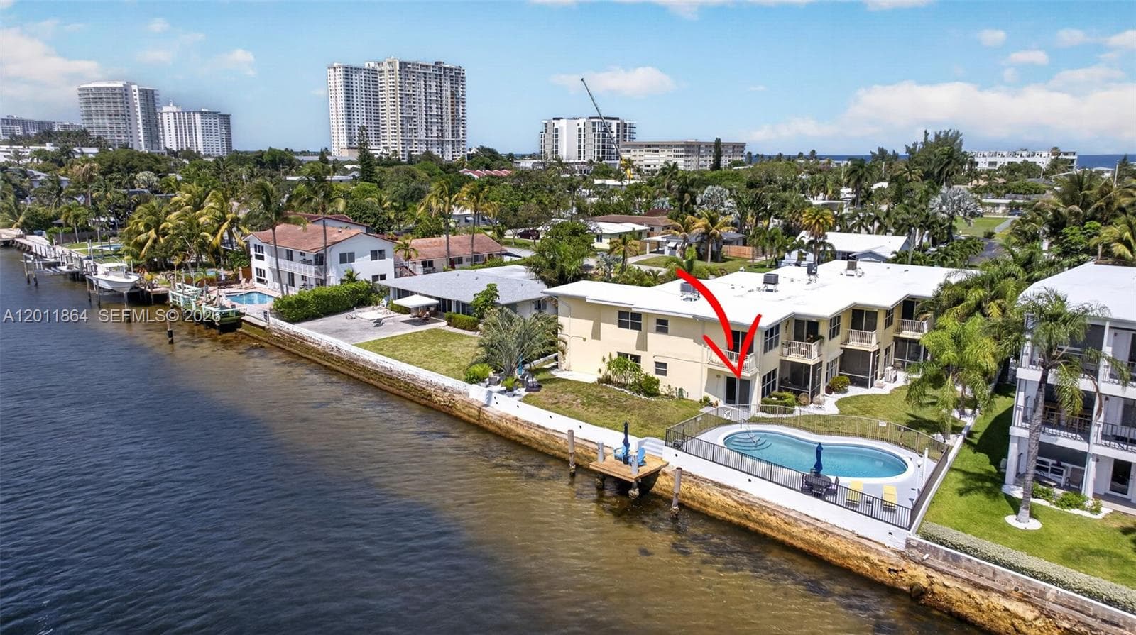 615 Riverside Dr 5 photo 3