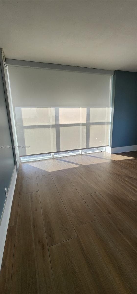 7601 E Treasure Dr 1411 photo 18