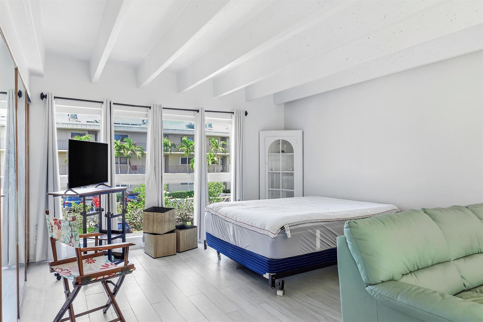 4001 S Ocean Boulevard 209 photo 3