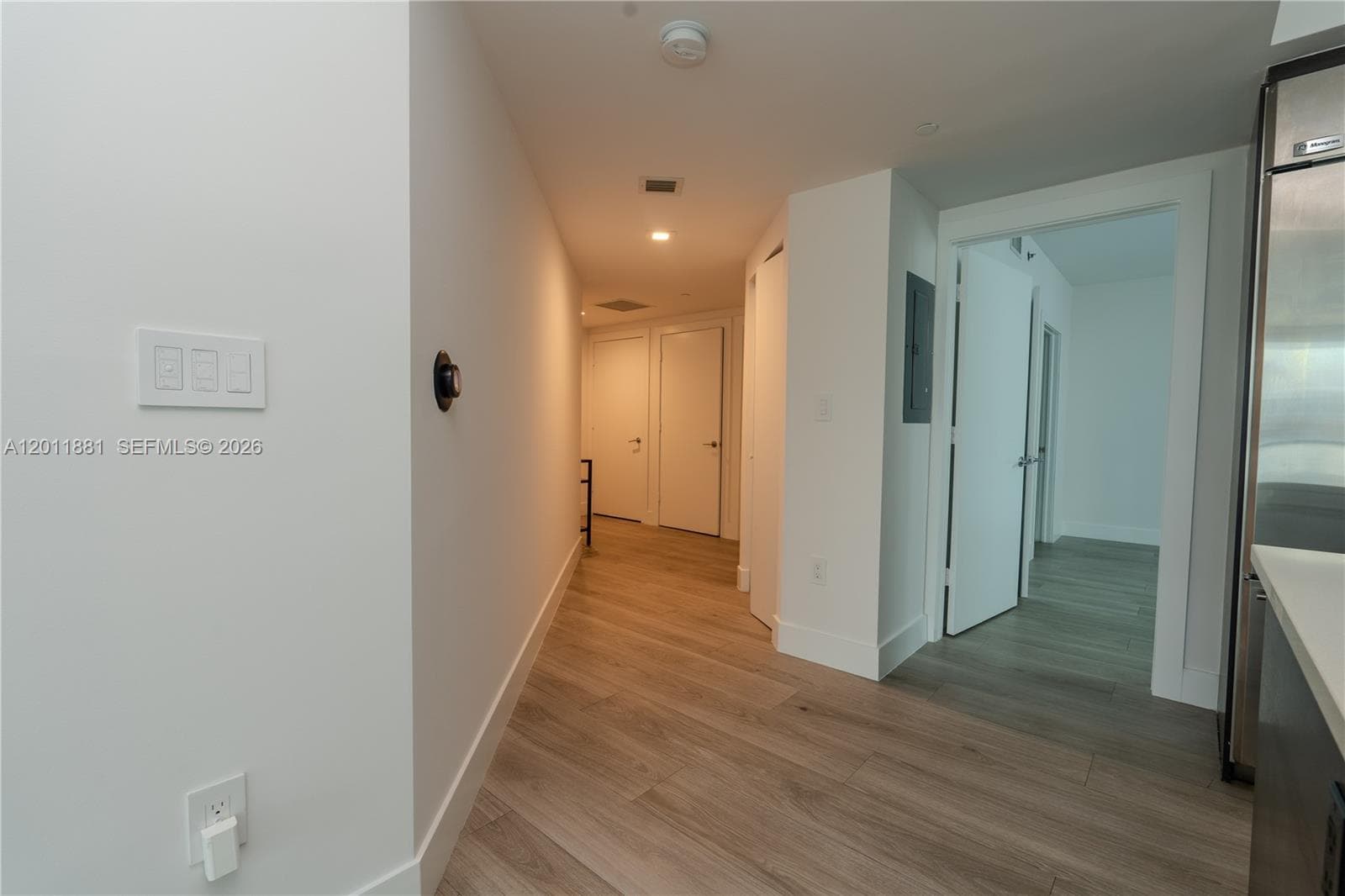 500 Brickell Ave 1407 photo 5