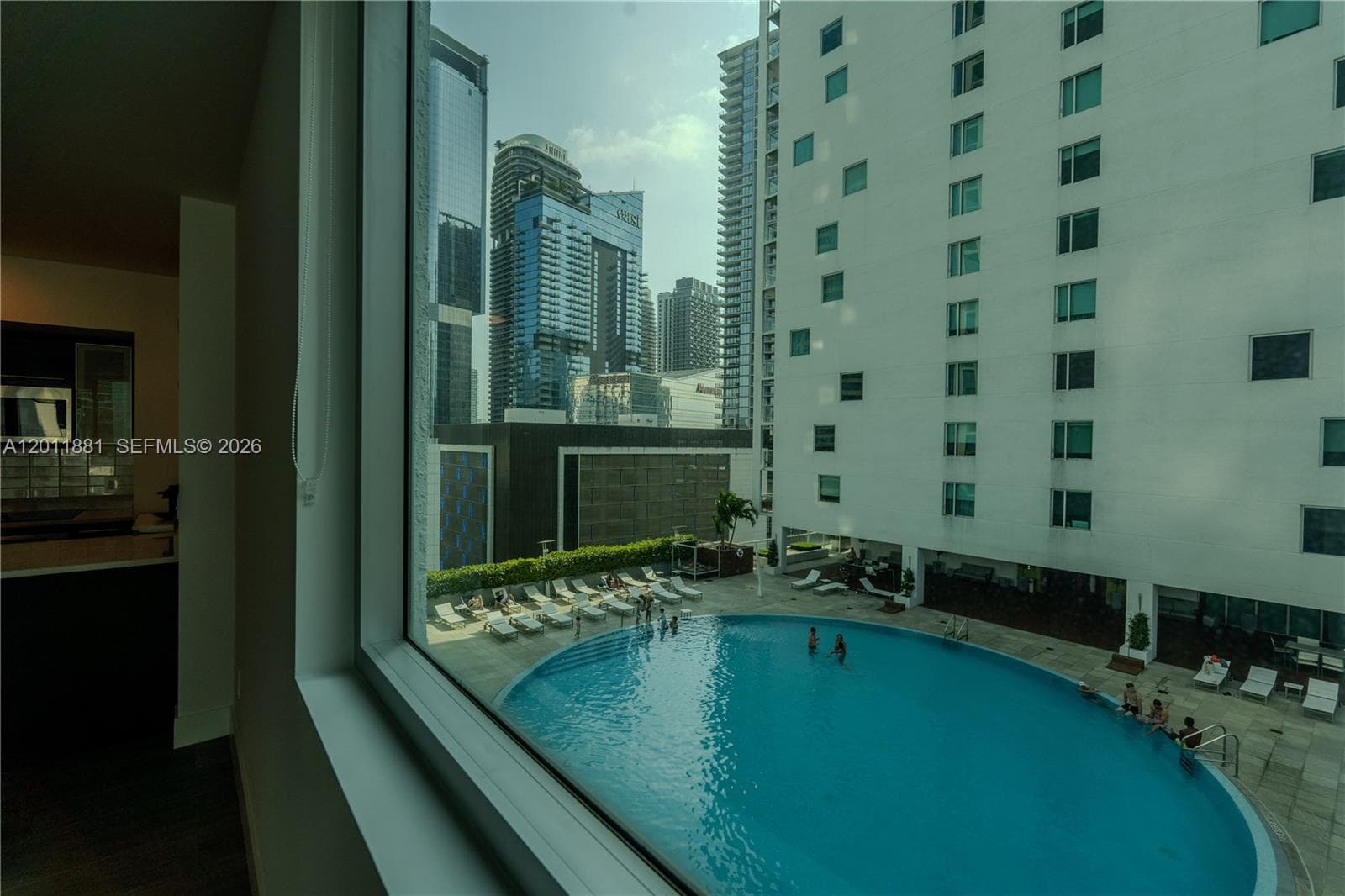 500 Brickell Ave 1407 photo 14