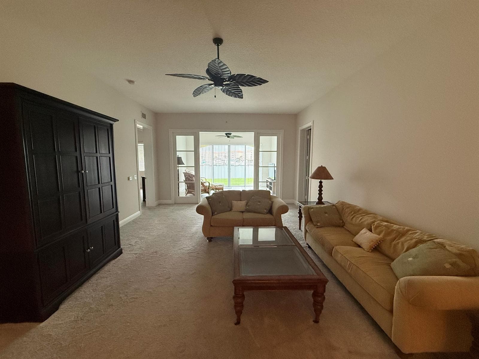 11 W Harbour Isle Dr W 105 photo 5