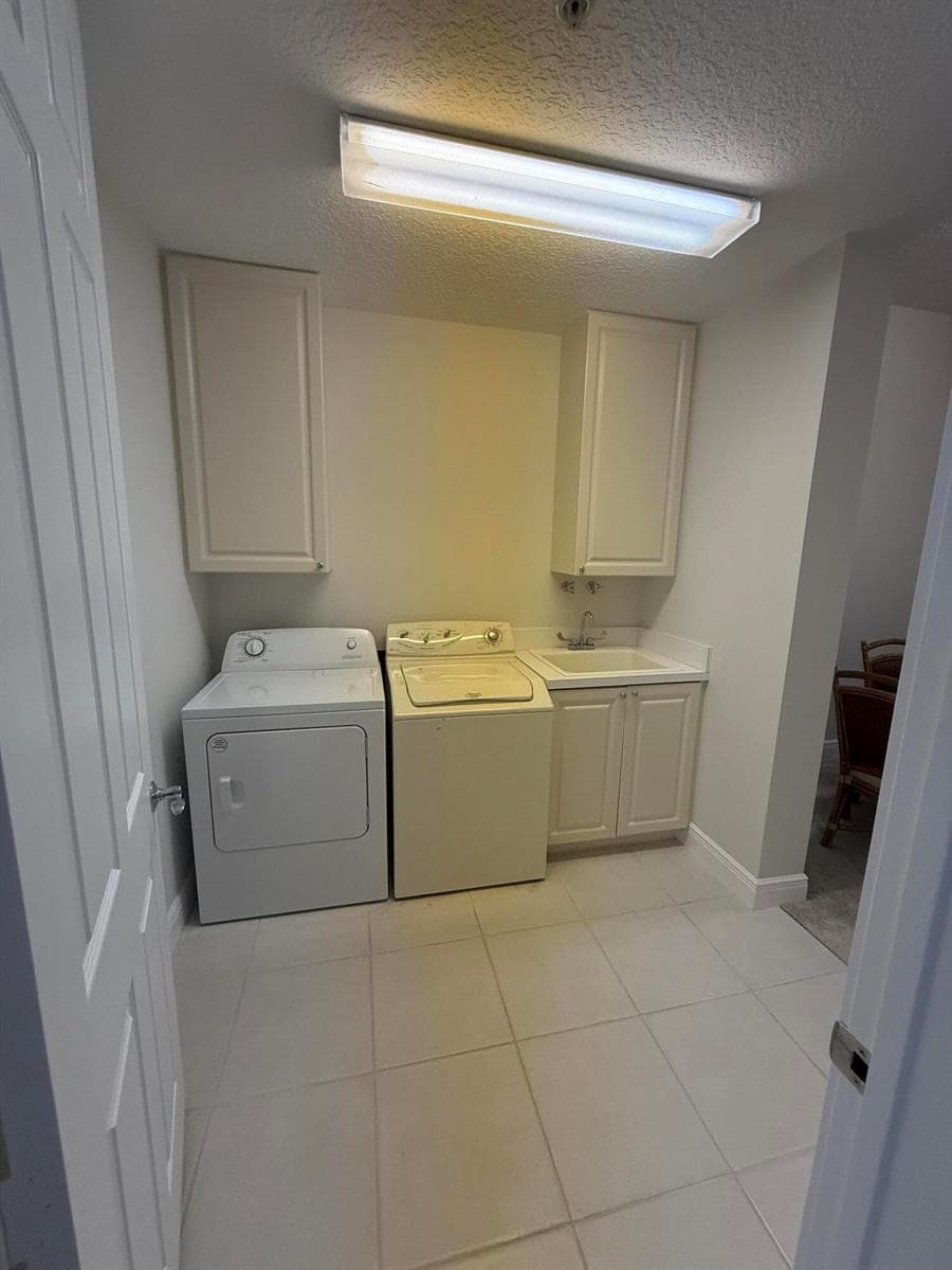 11 W Harbour Isle Dr W 105 photo 9