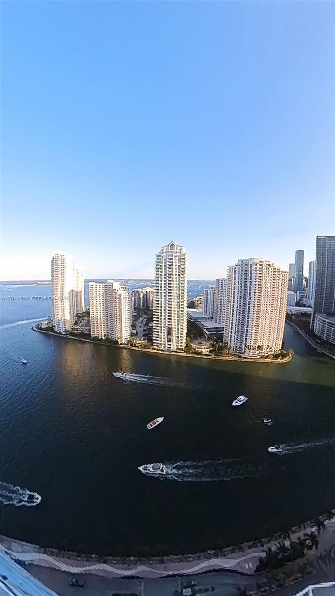 325 Biscayne Blvd 3517 photo 10