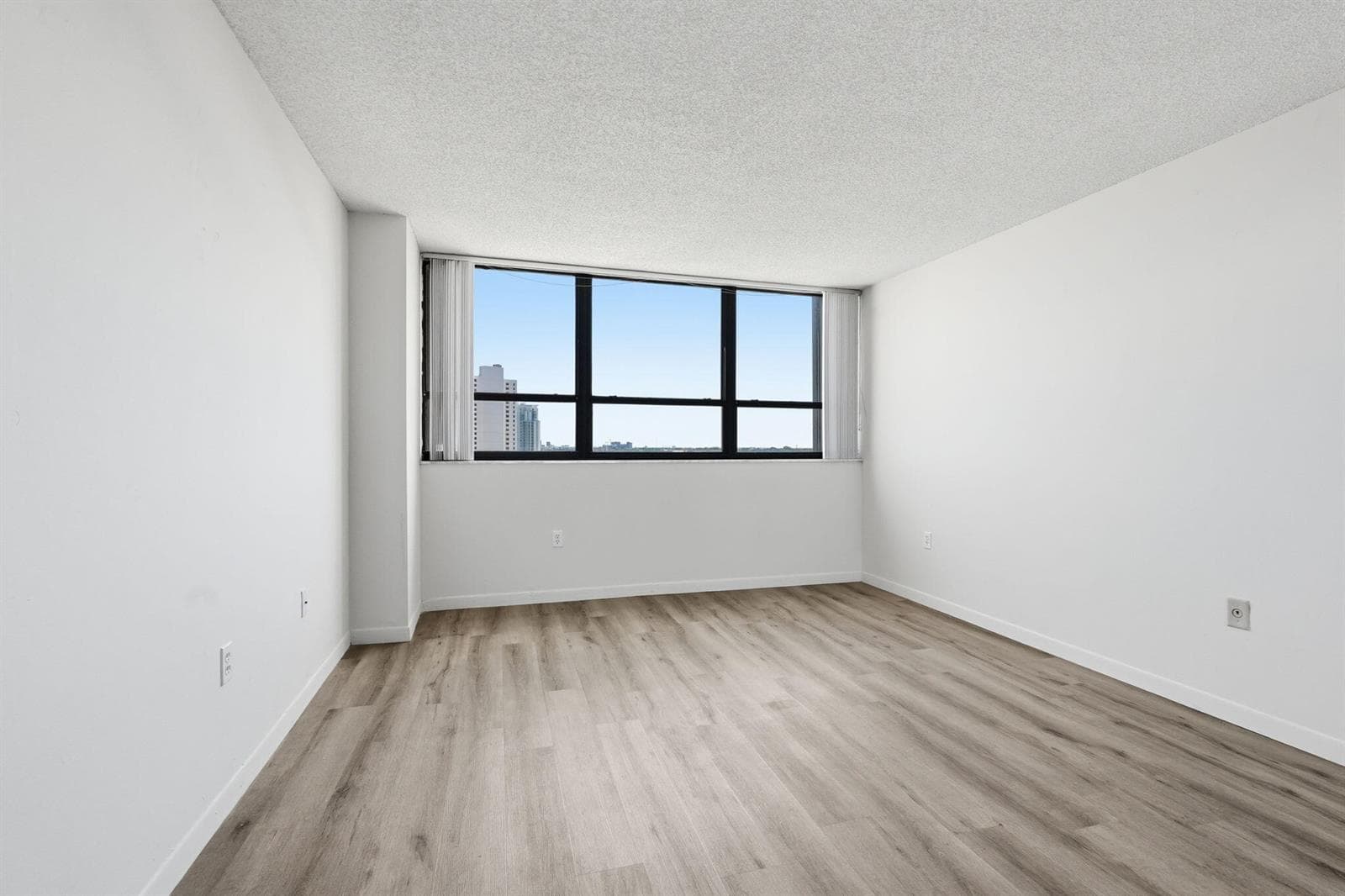 5600 N Flagler Drive 1110 photo 17
