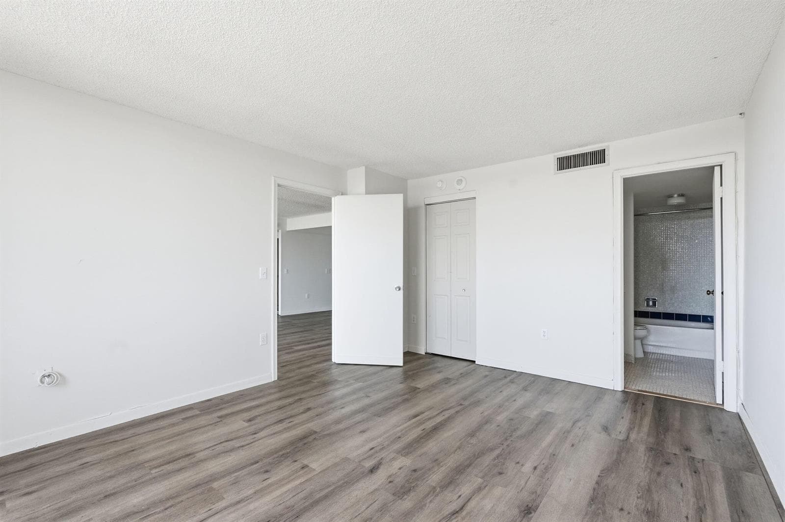 5600 N Flagler Drive 1110 photo 15