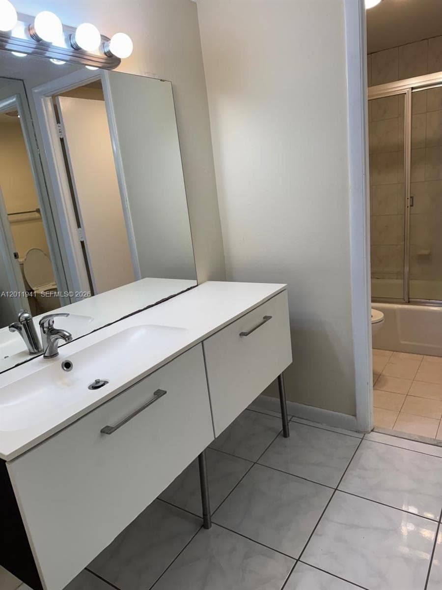 11111 Biscayne Blvd 2H photo 19