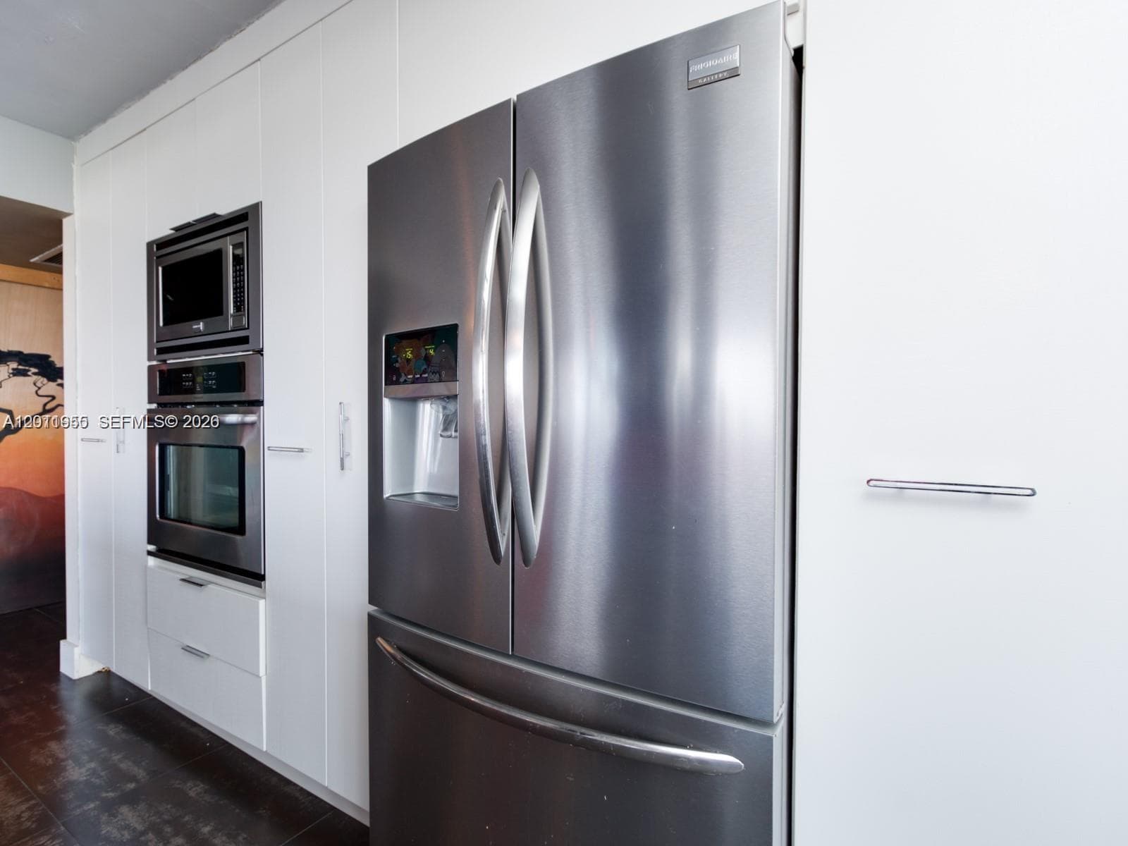 400 Leslie Dr 831 photo 10