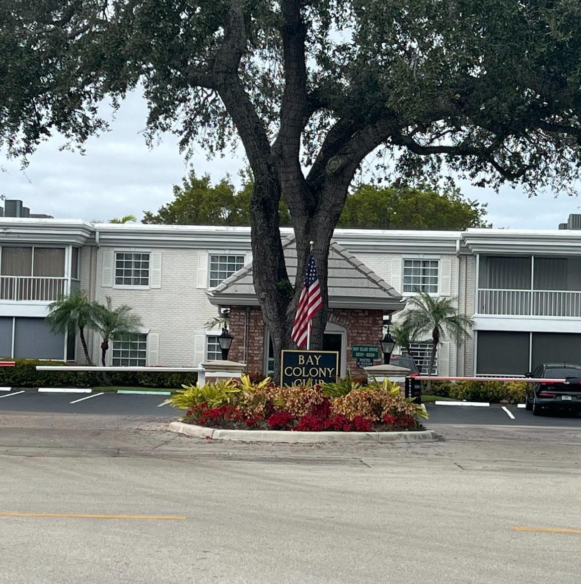 6447 Bay Club Drive 2 photo 1