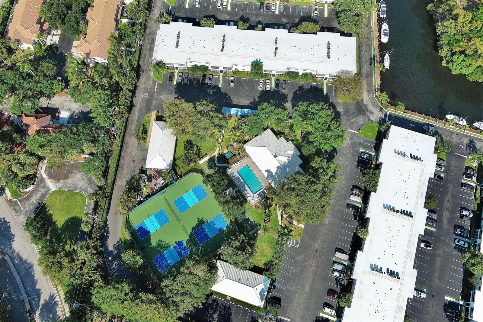 6447 Bay Club Drive 2 photo 18