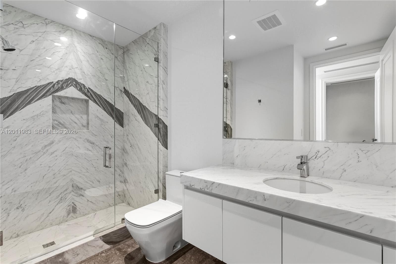 17901 Collins Ave 1803 photo 8