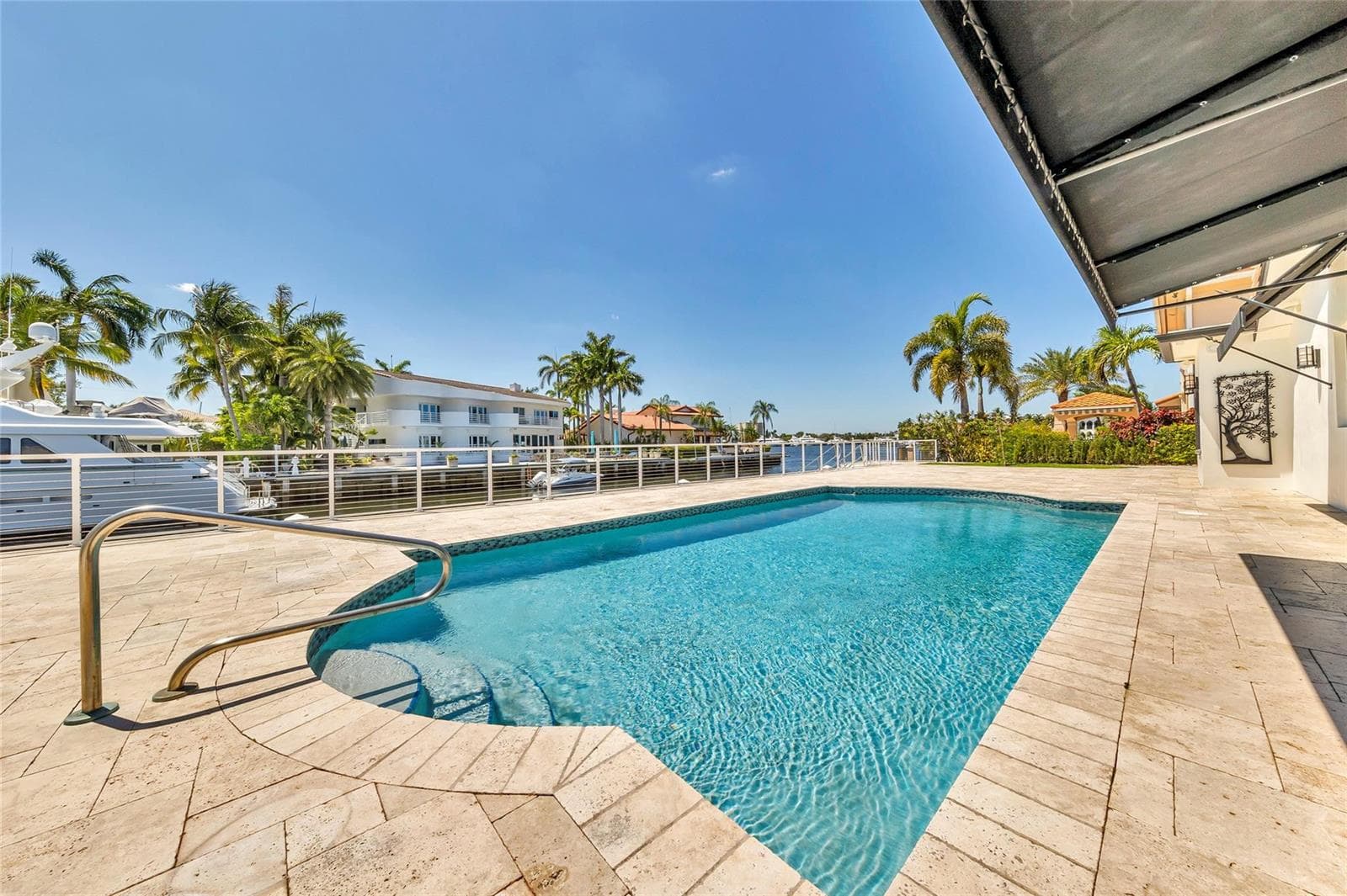 633 4th Key Drive photo 16