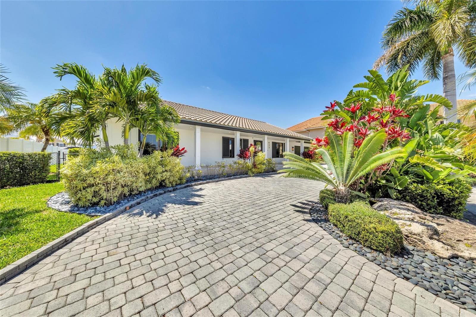 633 4th Key Drive photo 20