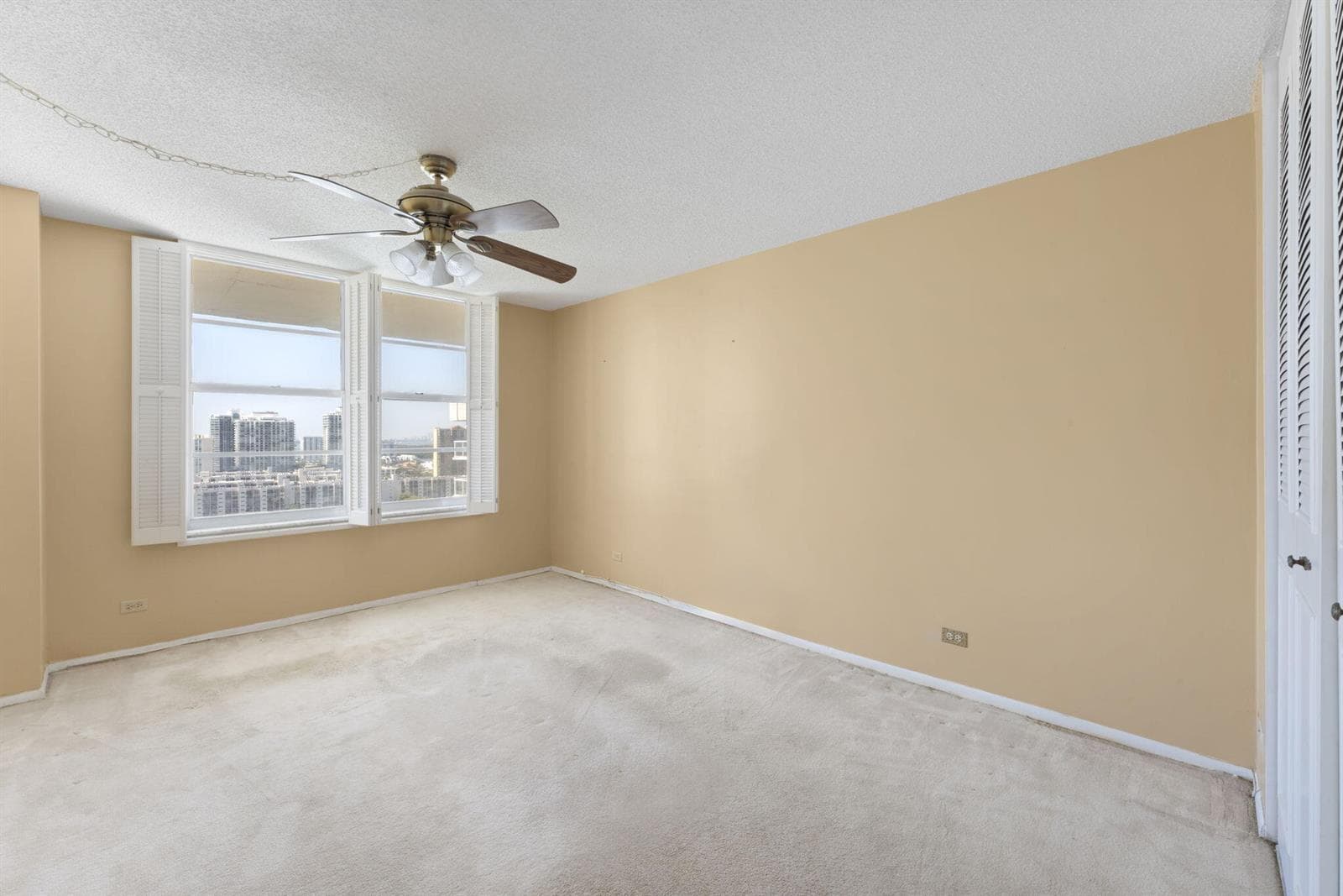 230 174th Street 2402 photo 22