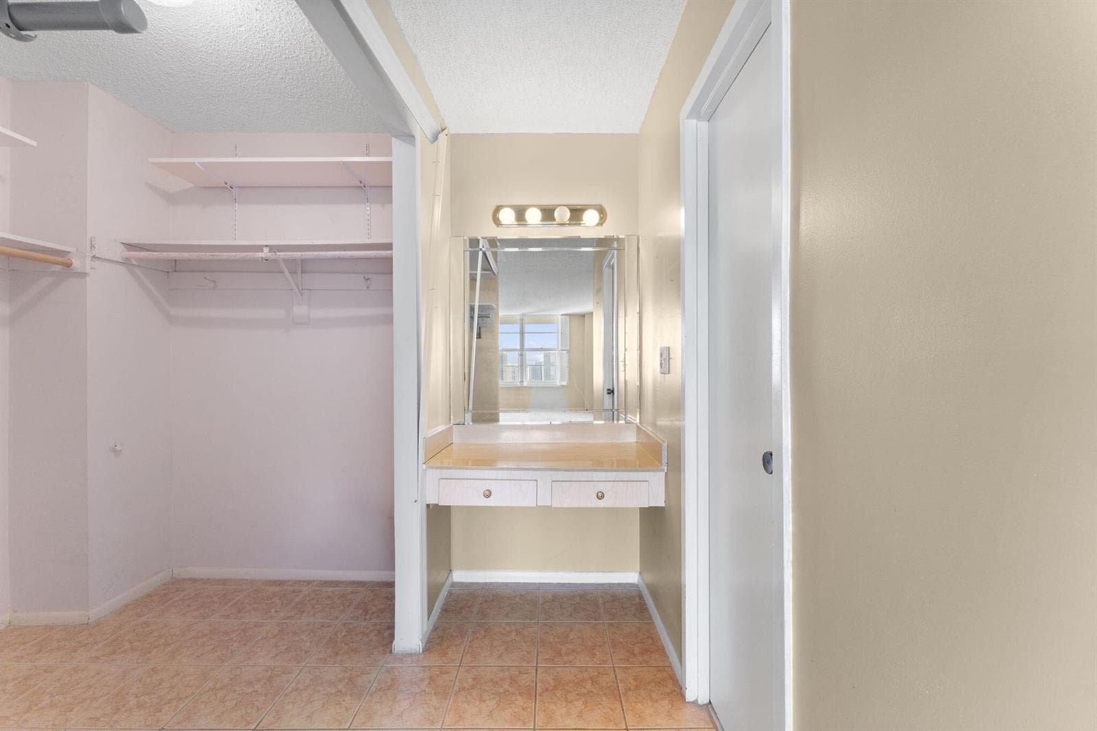 230 174th Street 2402 photo 20