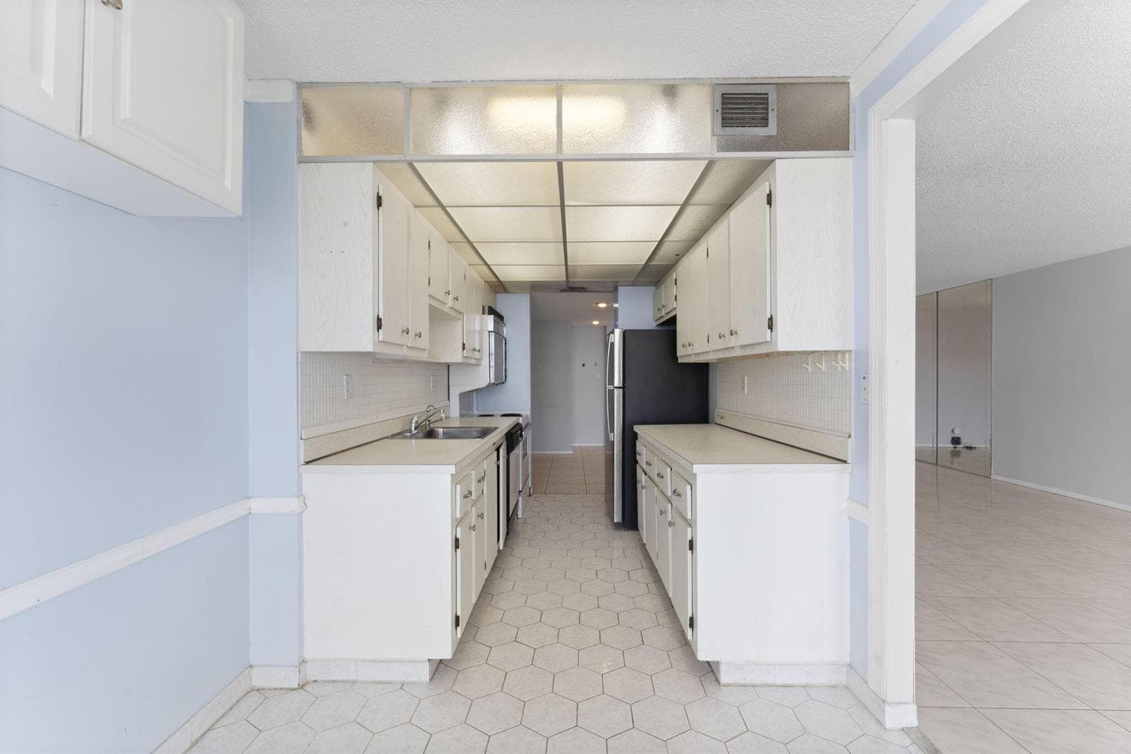 230 174th Street 2402 photo 11