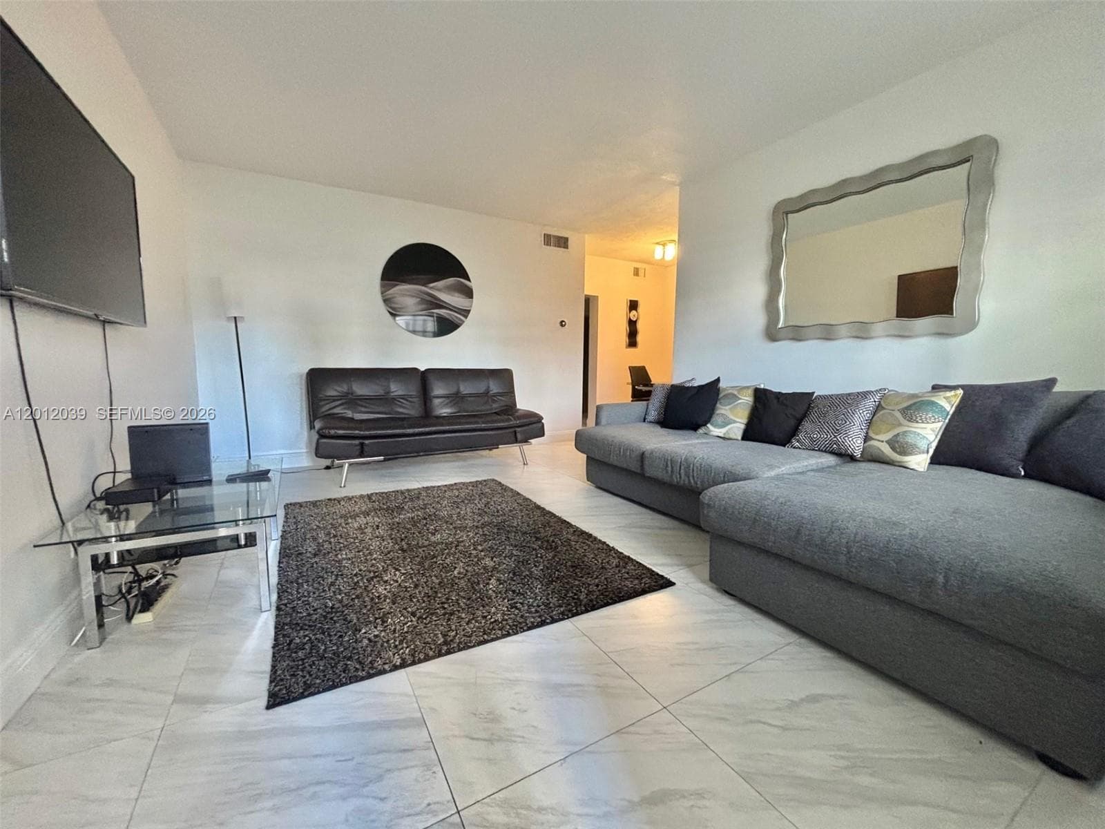 2200 Ocean Dr N109 photo 6