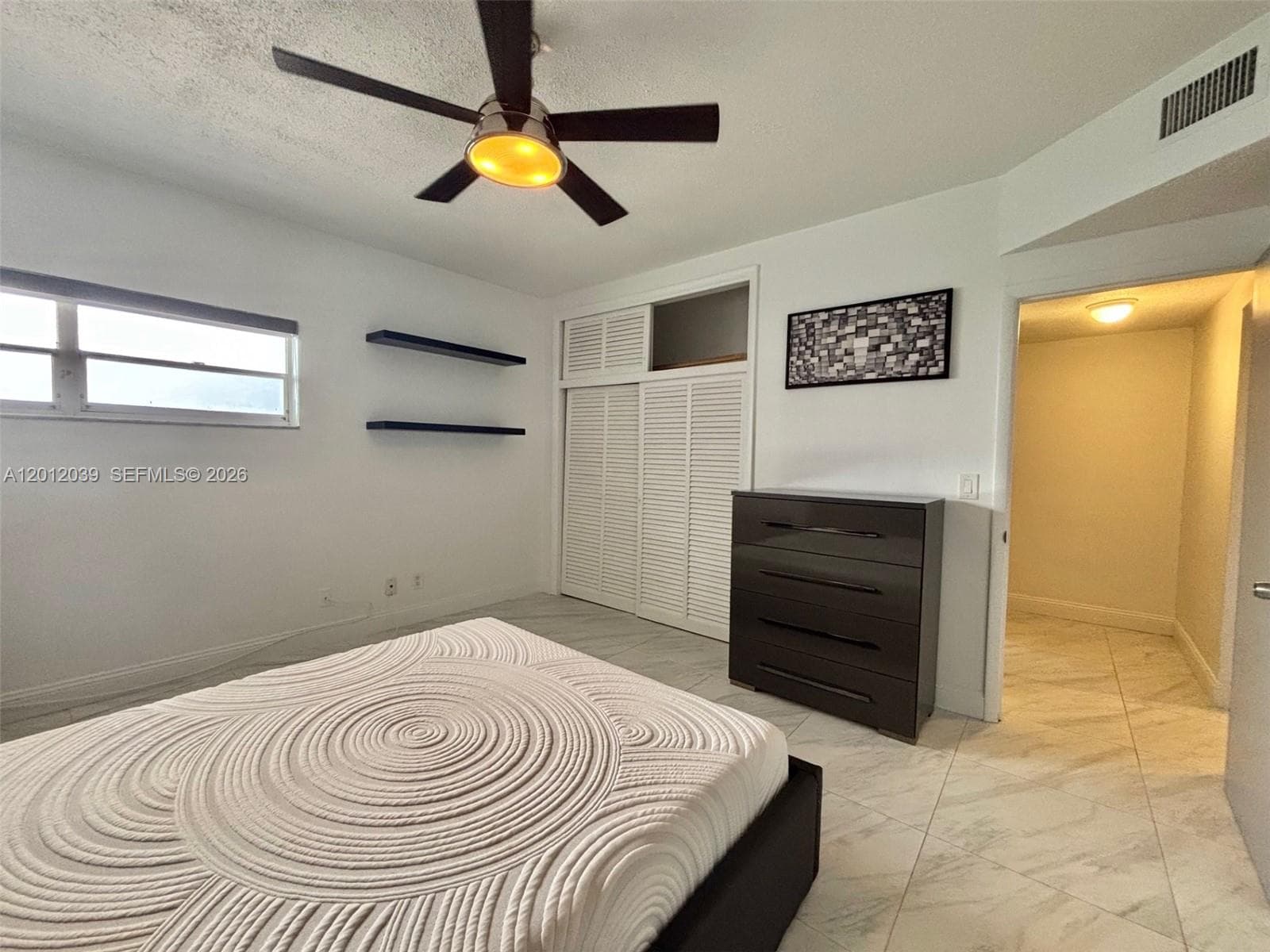 2200 Ocean Dr N109 photo 12