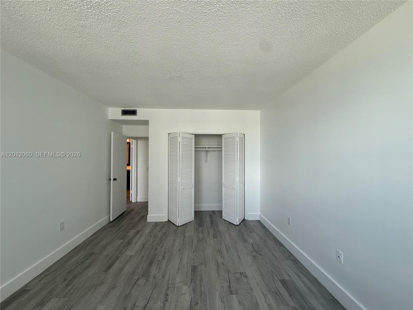 3505 Ocean Dr 310 photo 16