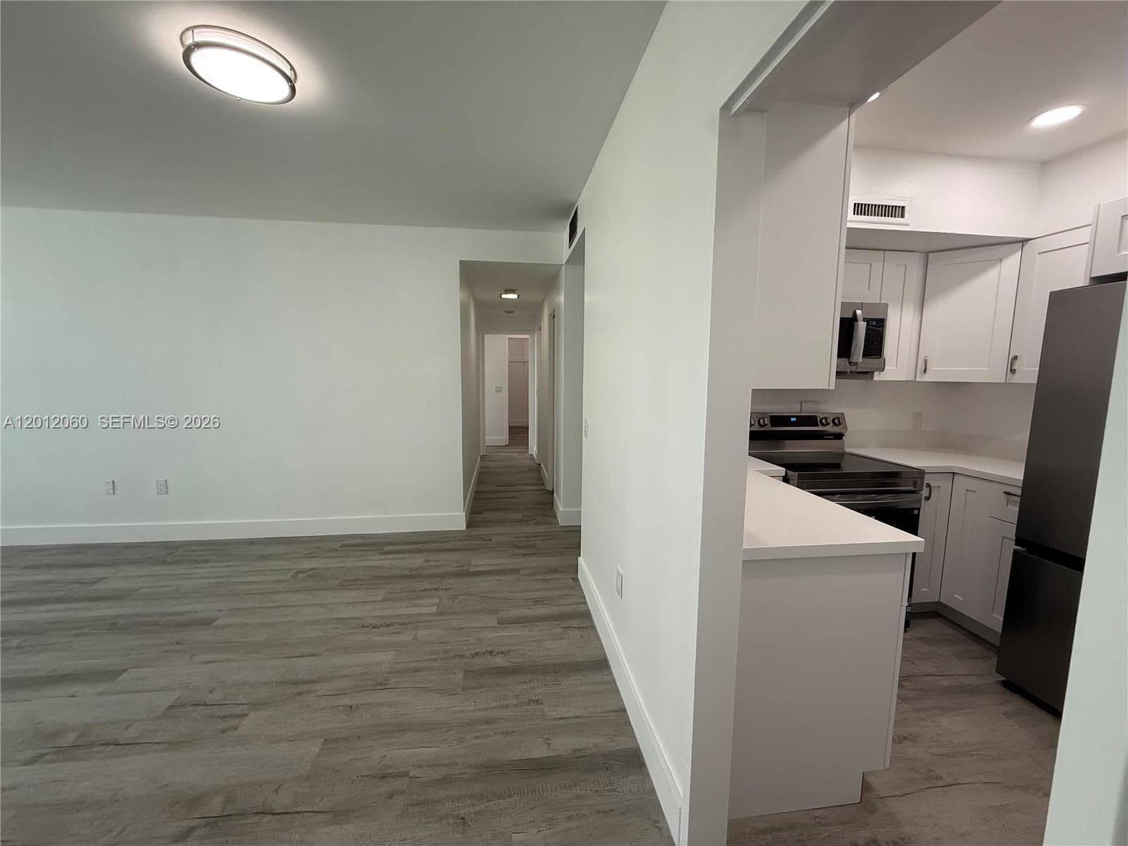 3505 Ocean Dr 310 photo 5