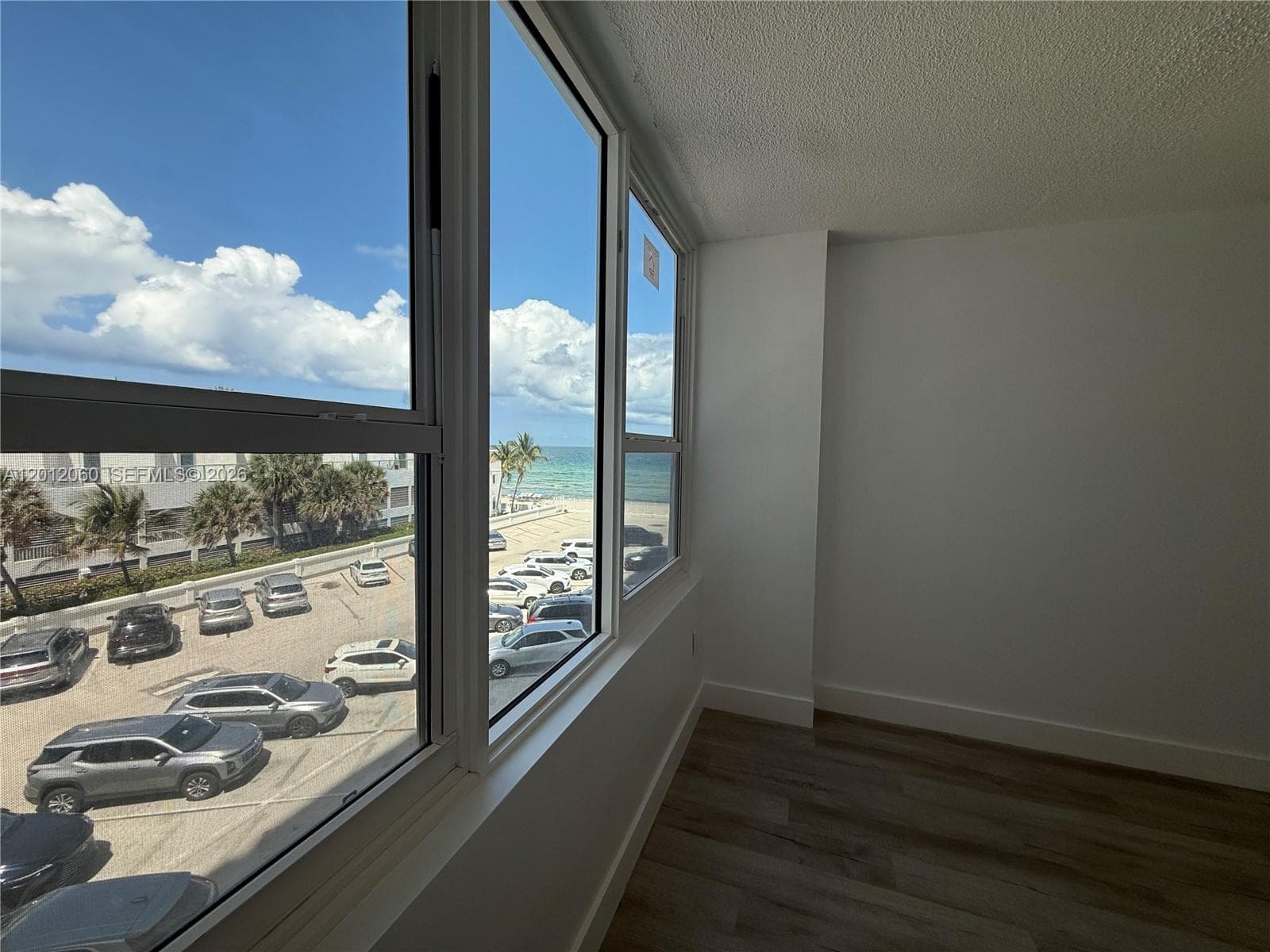 3505 Ocean Dr 310 photo 18