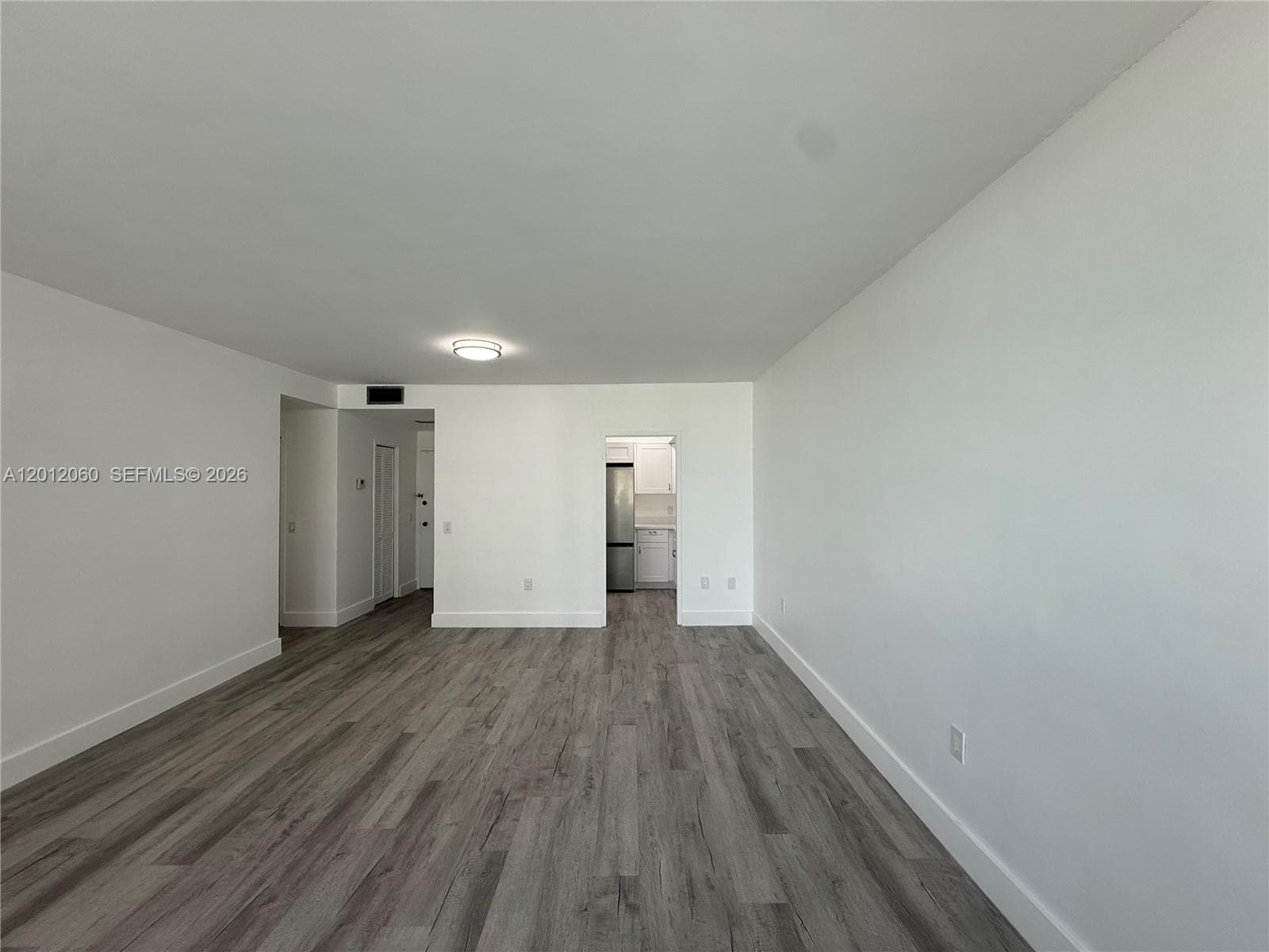 3505 Ocean Dr 310 photo 4