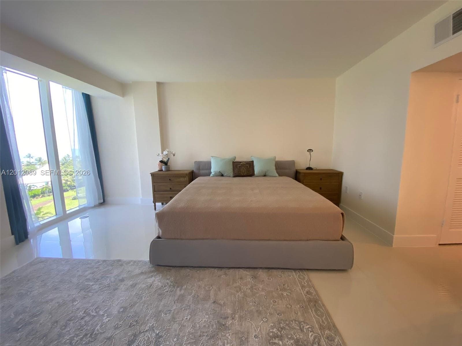 10275 Collins Ave 602 photo 18