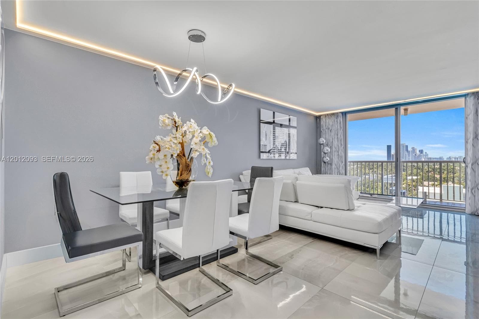 3161 Ocean Dr 1107 photo 6