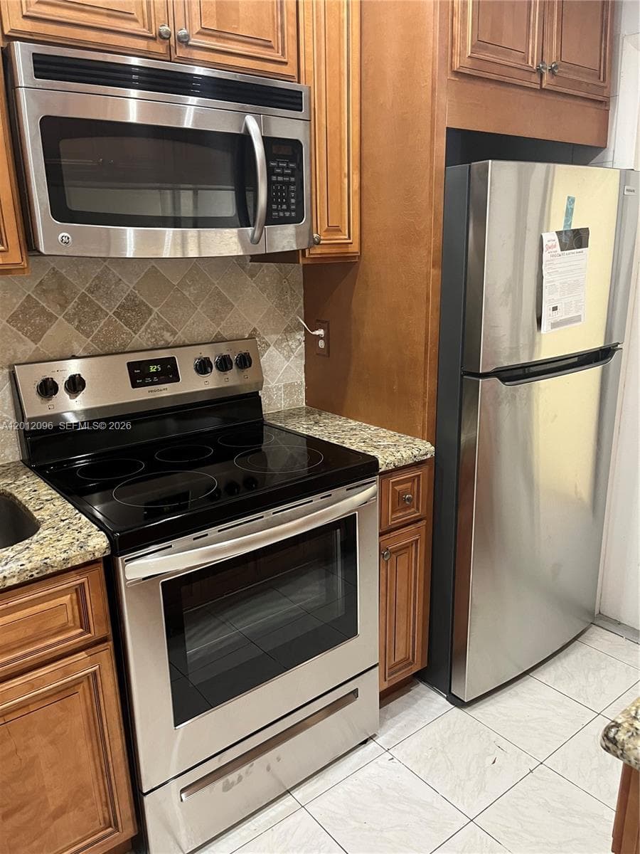 440 Paradise Isle Blvd 406 photo 10