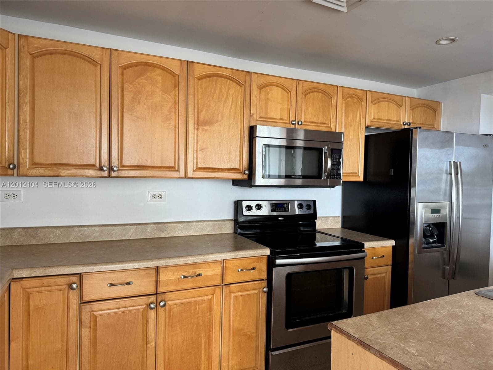 7545 Treasure Dr 5G photo 3