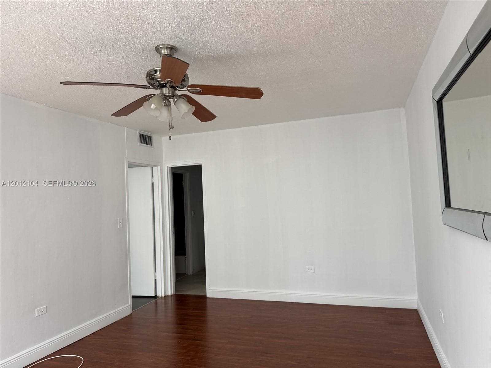 7545 Treasure Dr 5G photo 8