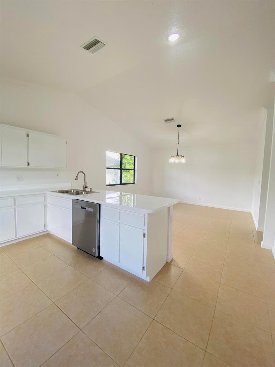 212 Trace Court photo 6