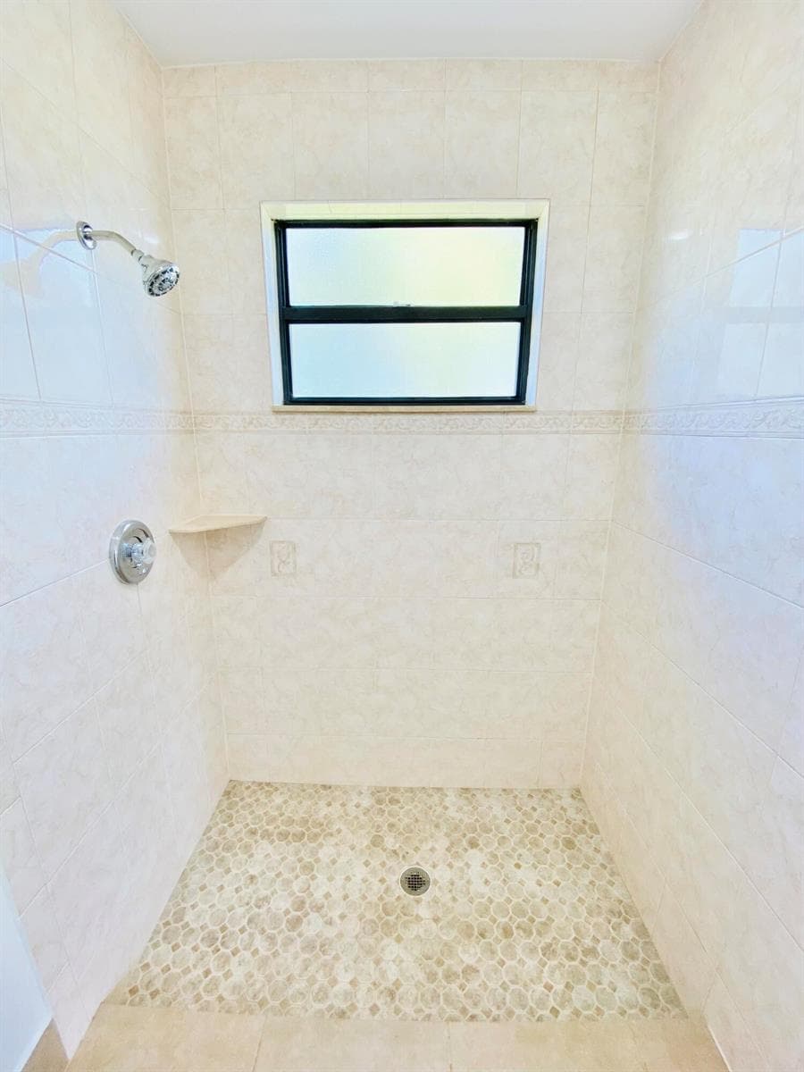 212 Trace Court photo 15