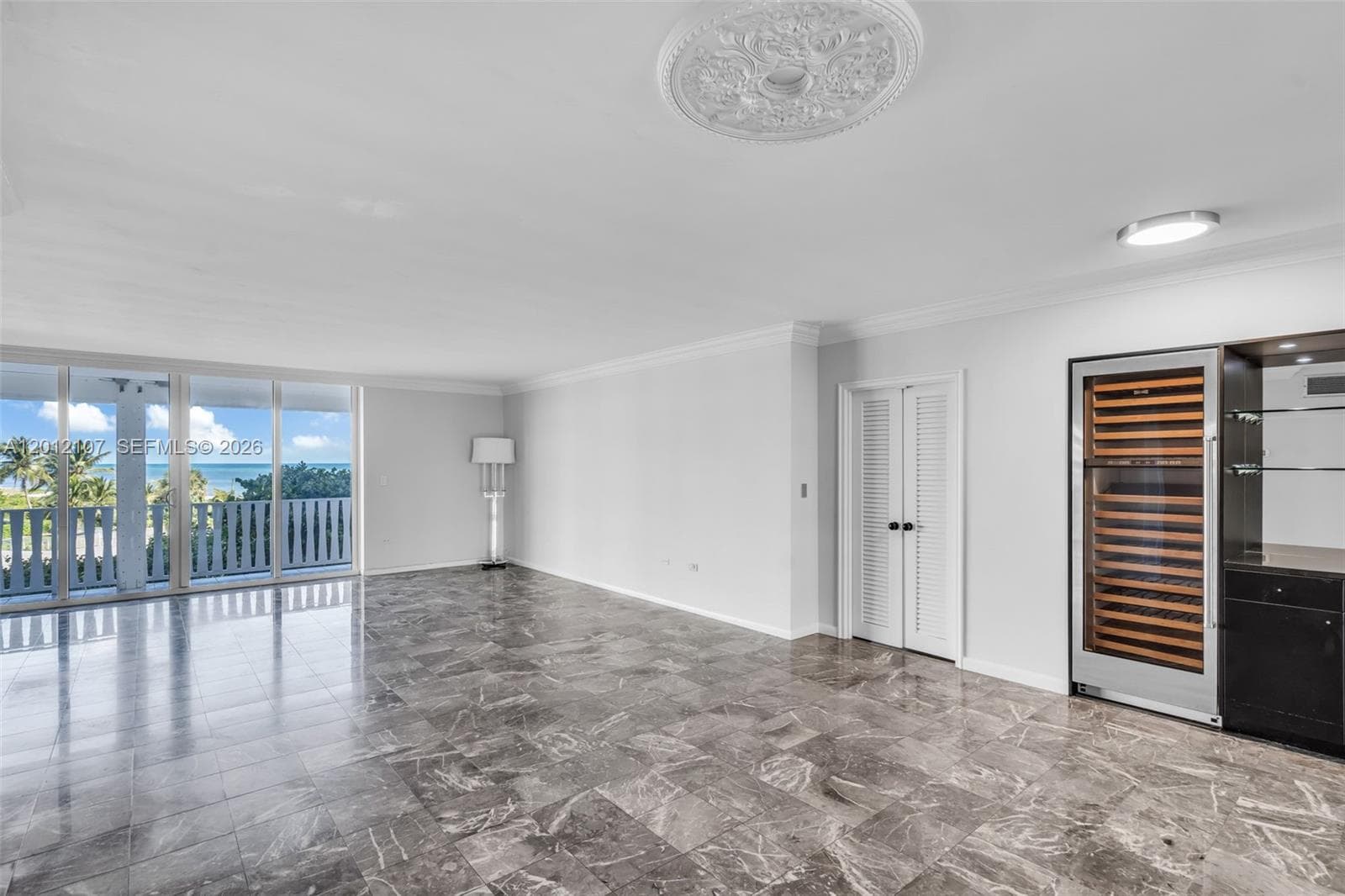 200 Ocean Lane Dr 407 photo 2