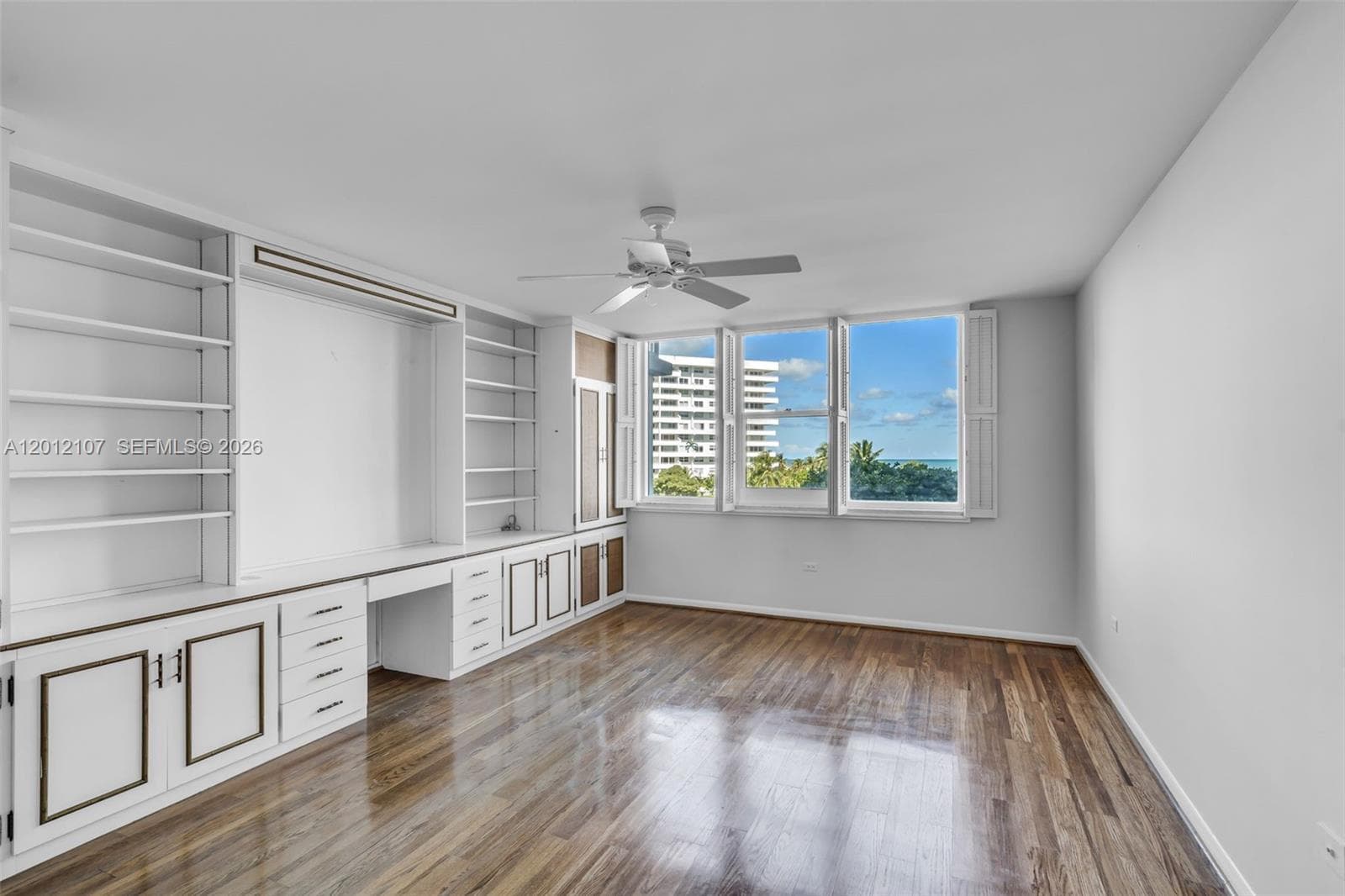 200 Ocean Lane Dr 407 photo 16