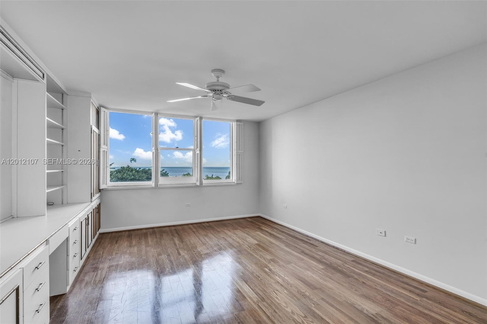 200 Ocean Lane Dr 407 photo 15