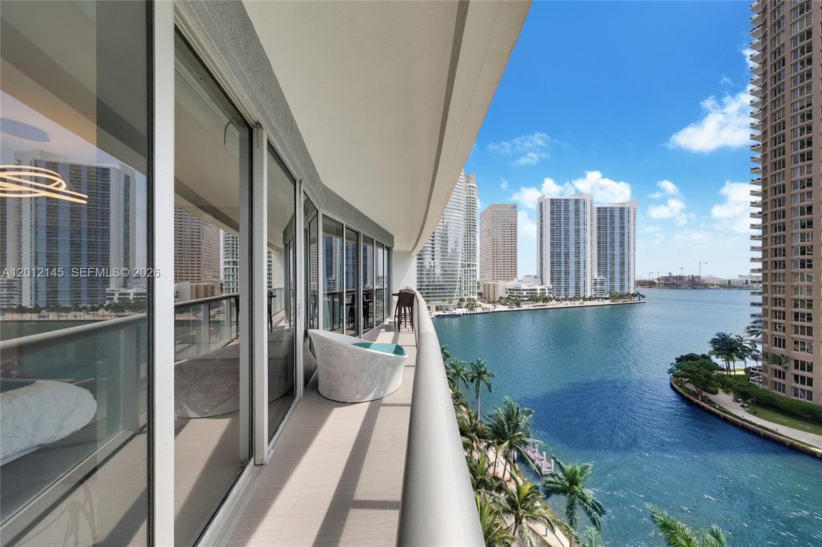 465 Brickell Ave 1019 photo 2