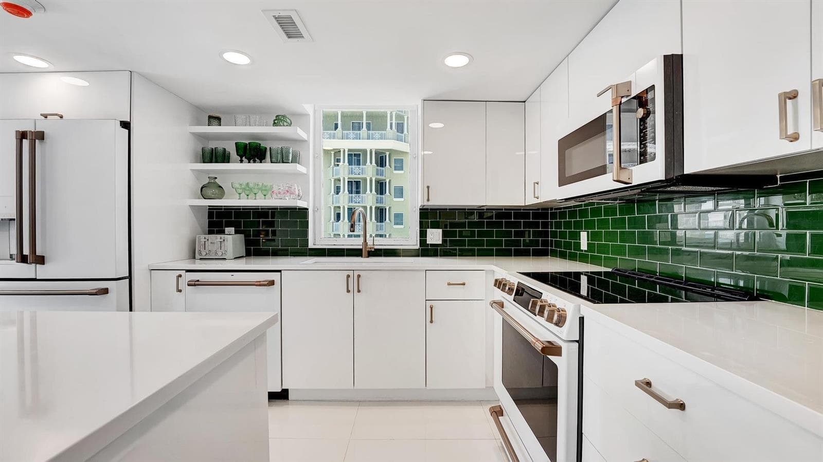 5380 N Ocean Drive 6c photo 6