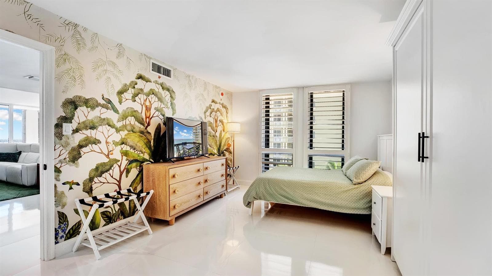 5380 N Ocean Drive 6c photo 17