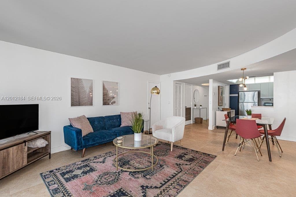 2401 S Ocean Dr 604 photo 8