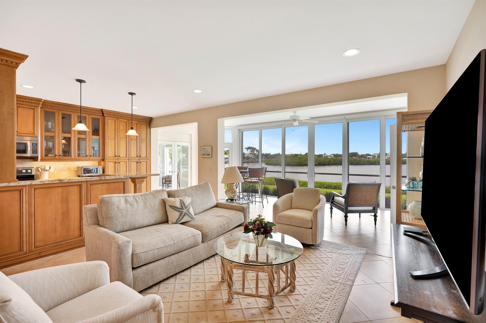 2704 Captains Way photo 12